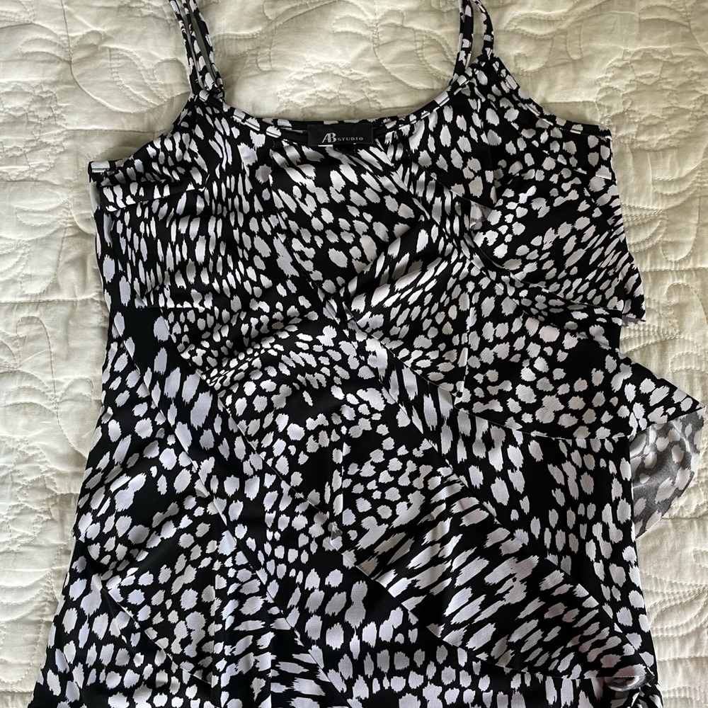 Ladies tiered top